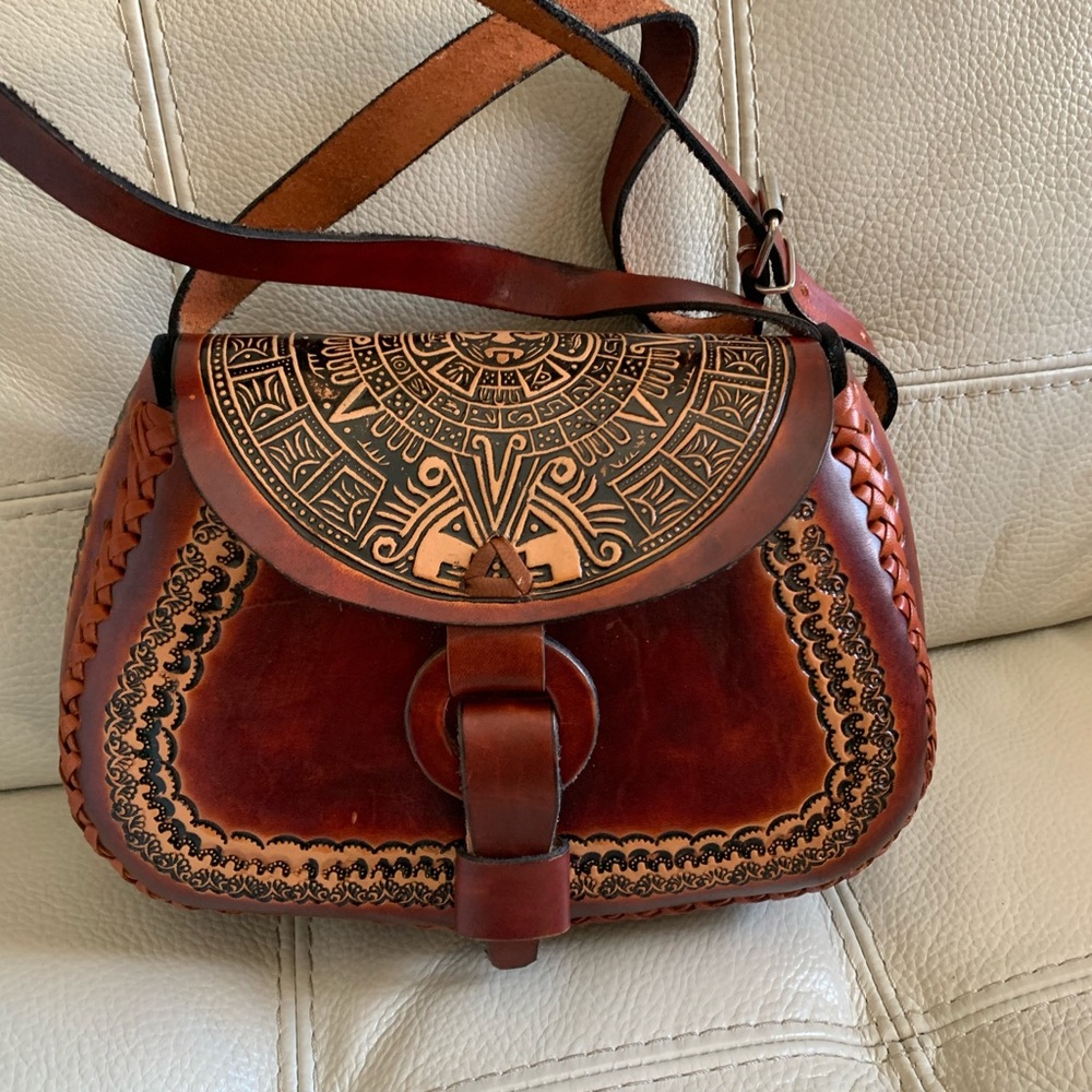 Vintage leather bag